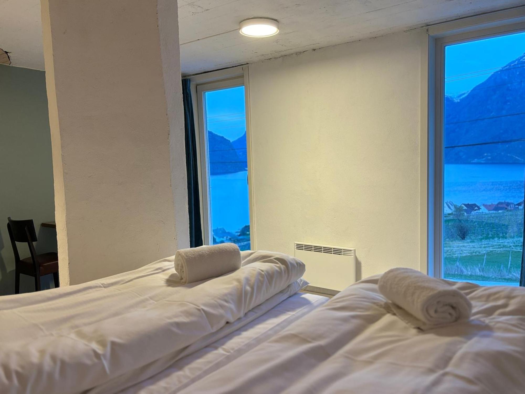 Winjum Hostel Stegastein Эурланн Экстерьер фото