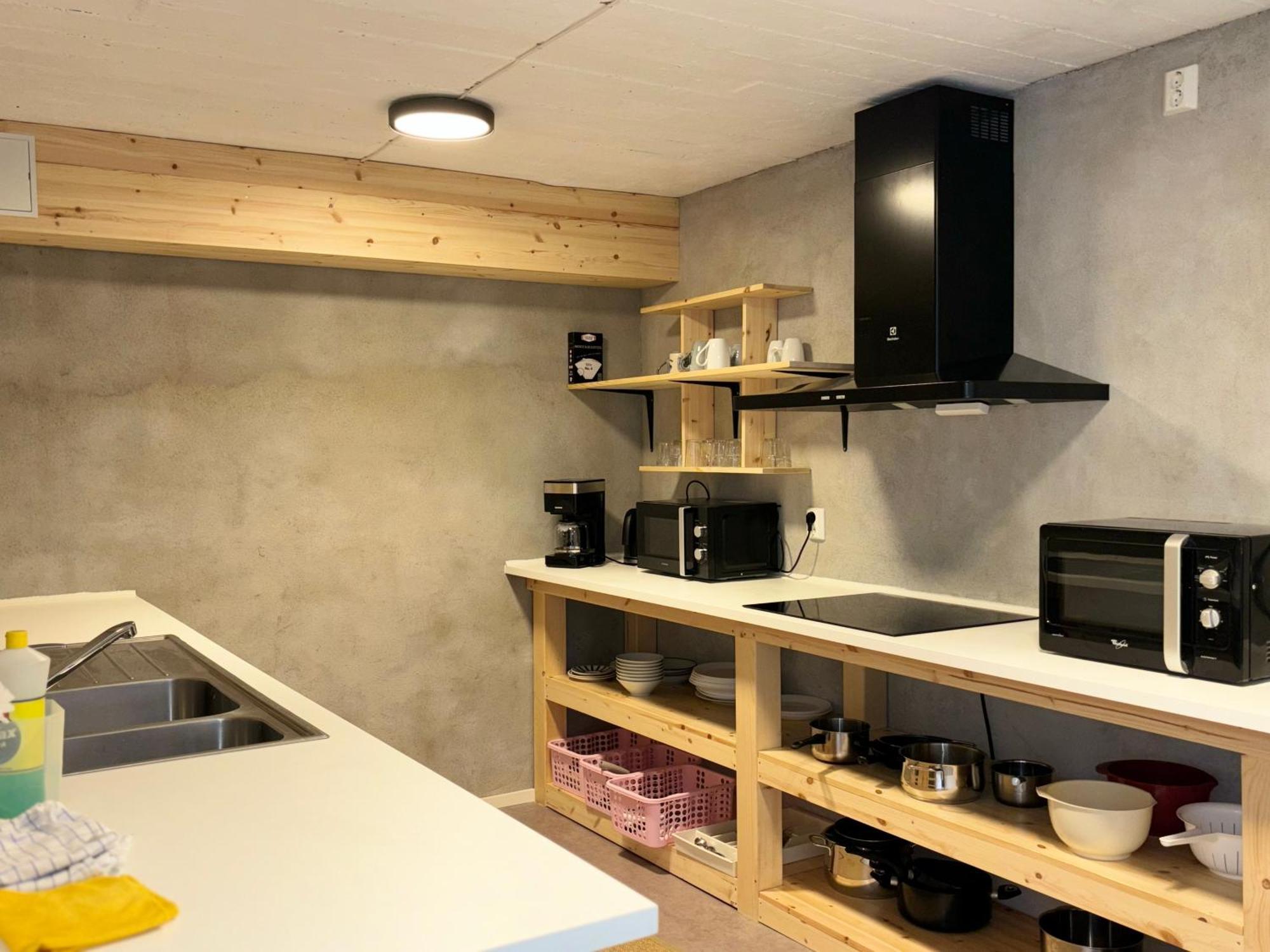 Winjum Hostel Stegastein Эурланн Экстерьер фото